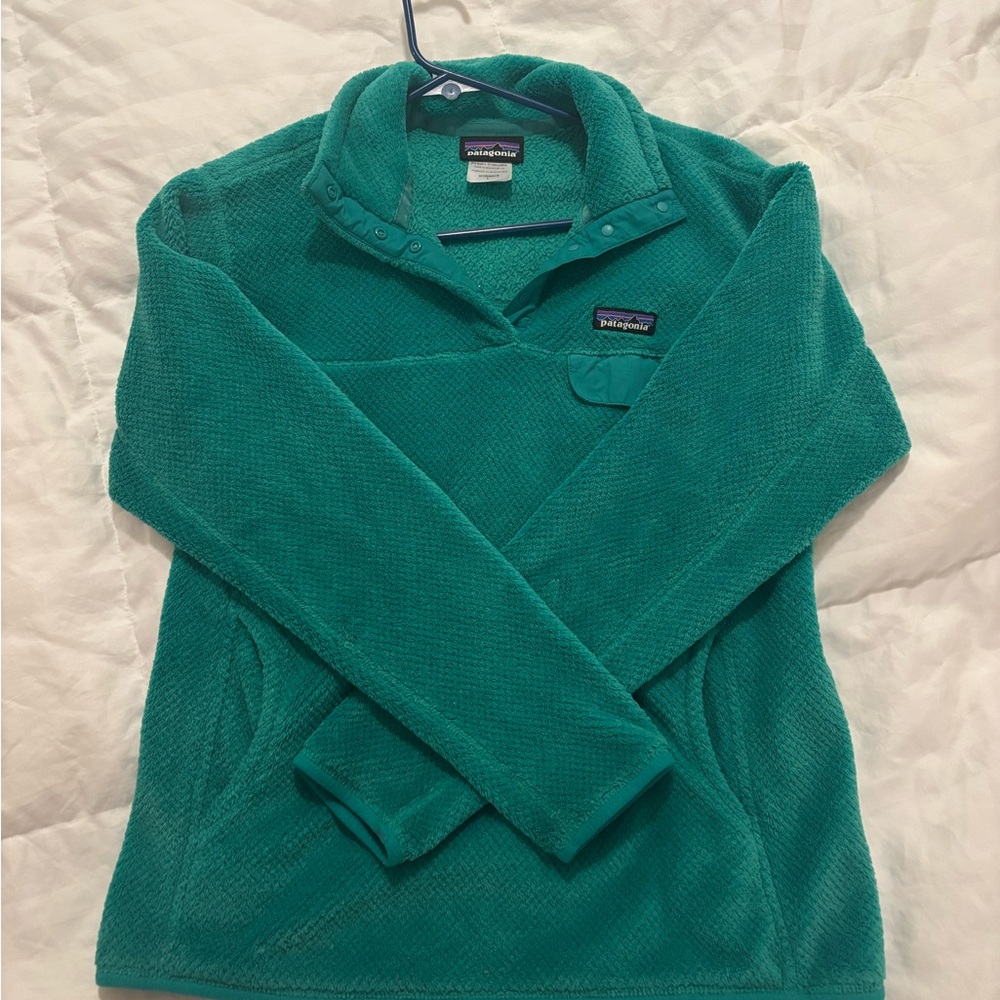 Patagonia Women's Turquoise Sherpa Sweater - Picture 2 of 4
